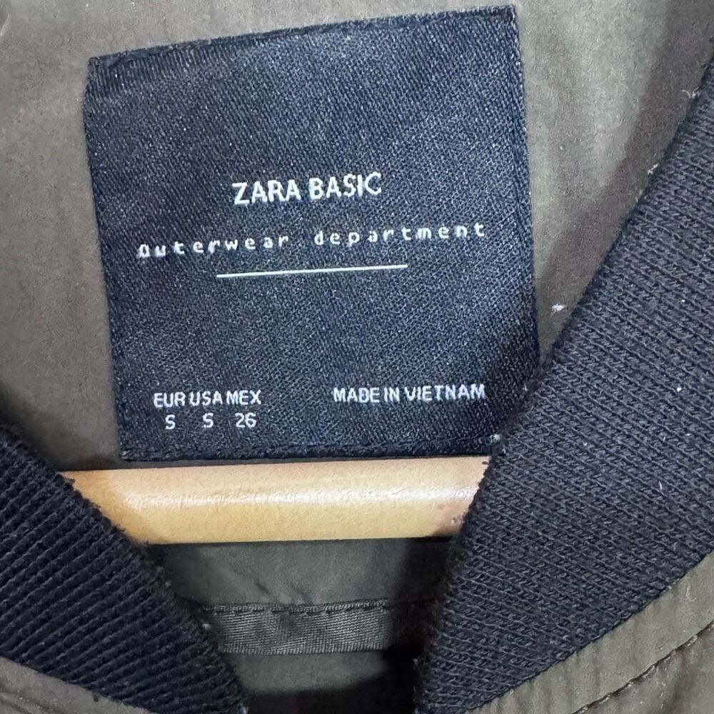 Zara Basic Collection Women's Green Polyester Bom… - image 5